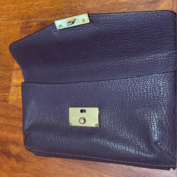 Tumi Larkin Stockton Phone Wallet Crossbody Purple Leather - Picture 5 of 5